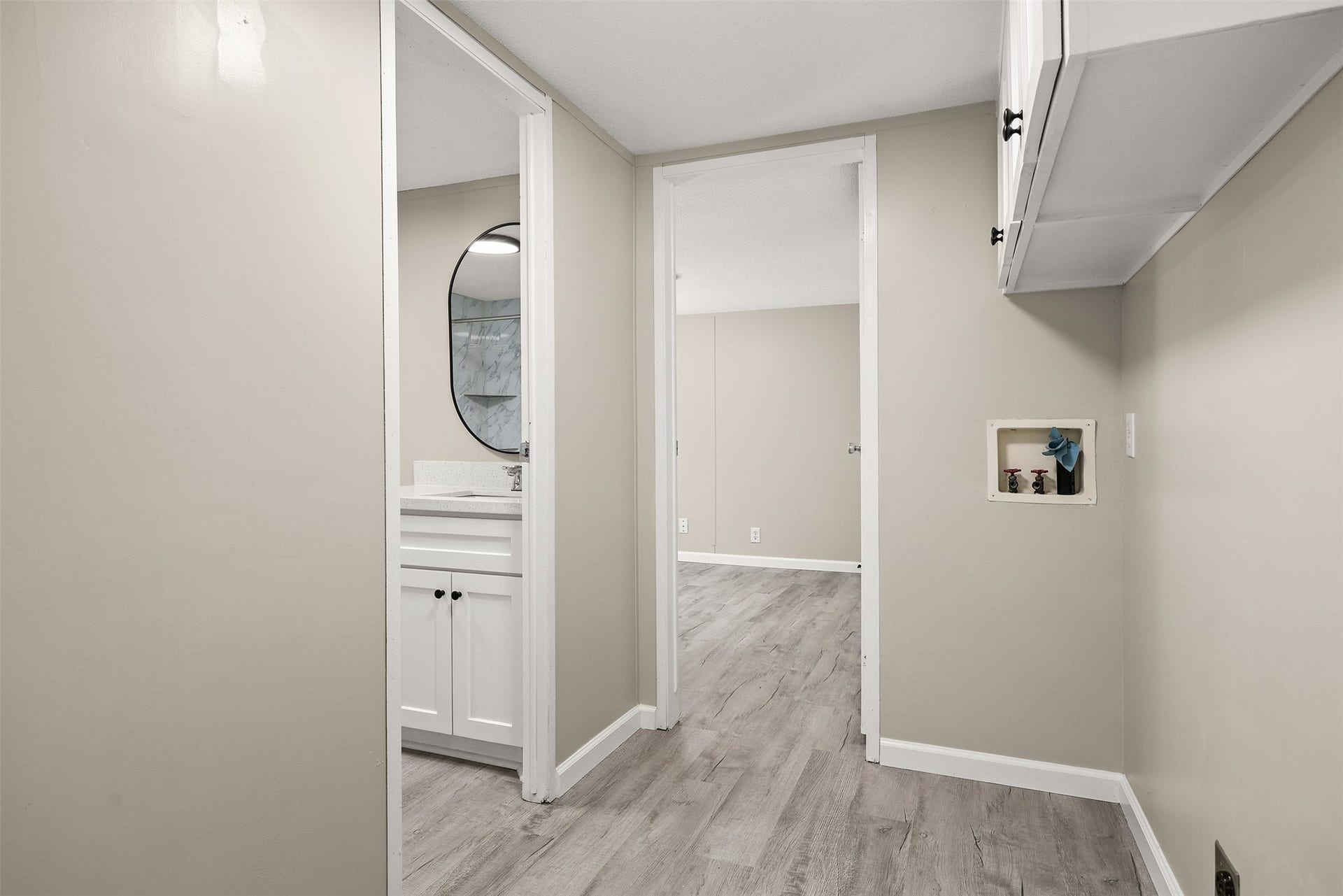 2222 N Austin Avenue, #7, Pearland, TX 77581 2222 N Austin Avenue, #7, Pearland, TX 77581