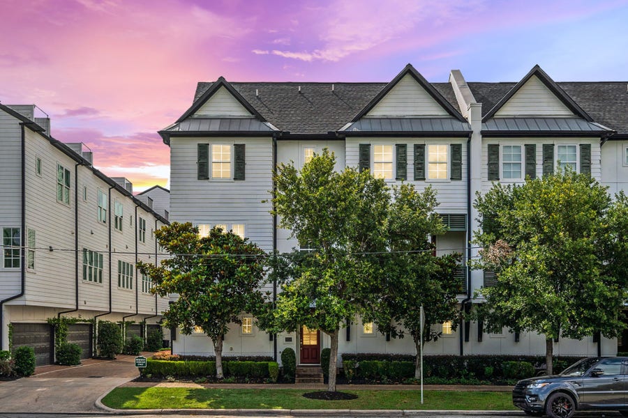 Property photo for 816 Ennis Street, Houston, TX