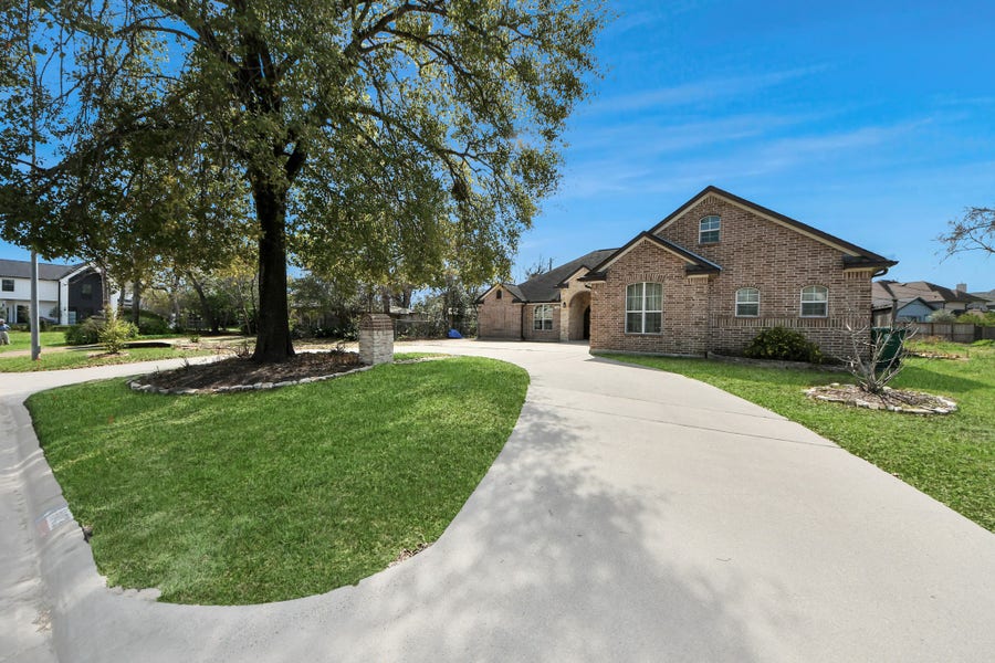 Property photo for 1103 Wakefield Drive, Houston, TX