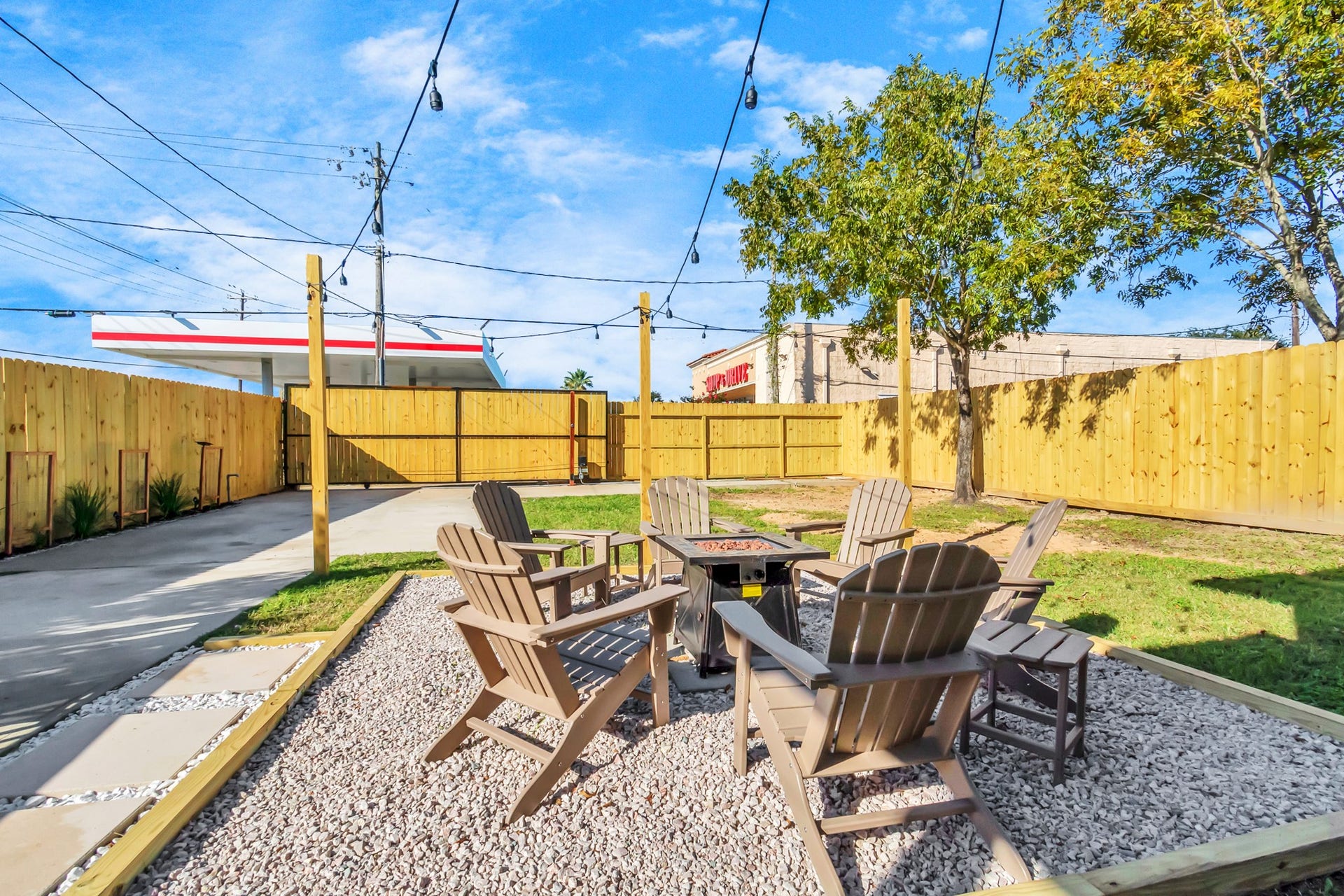 5322 Avenue K, Galveston, TX 77551 5322 Avenue K, Galveston, TX 77551