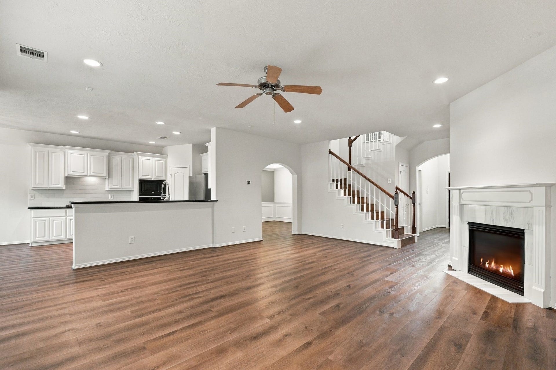 4906 Canterbury Way, Houston, TX 77069 4906 Canterbury Way, Houston, TX 77069