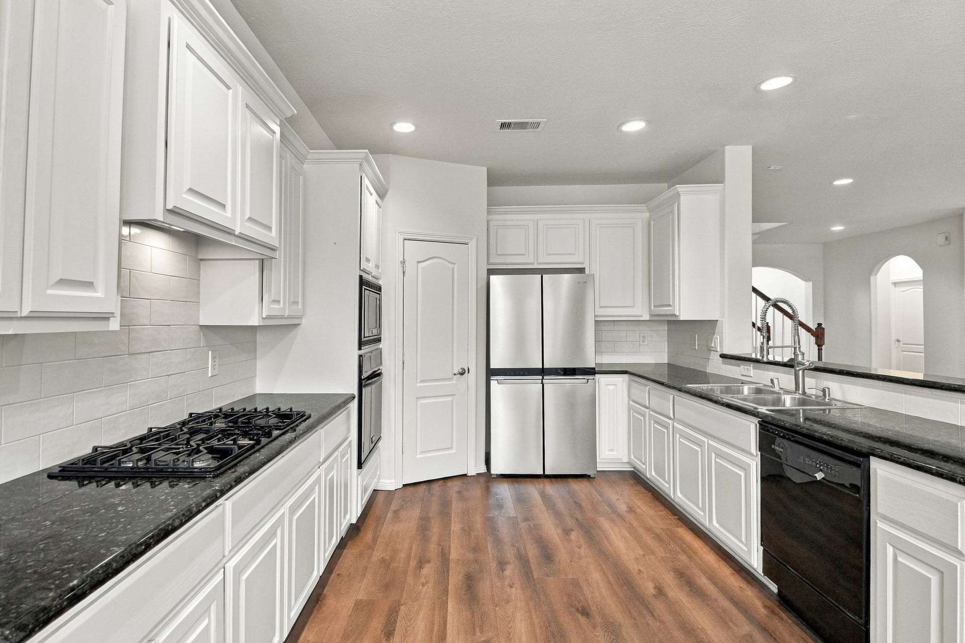 4906 Canterbury Way, Houston, TX 77069 4906 Canterbury Way, Houston, TX 77069