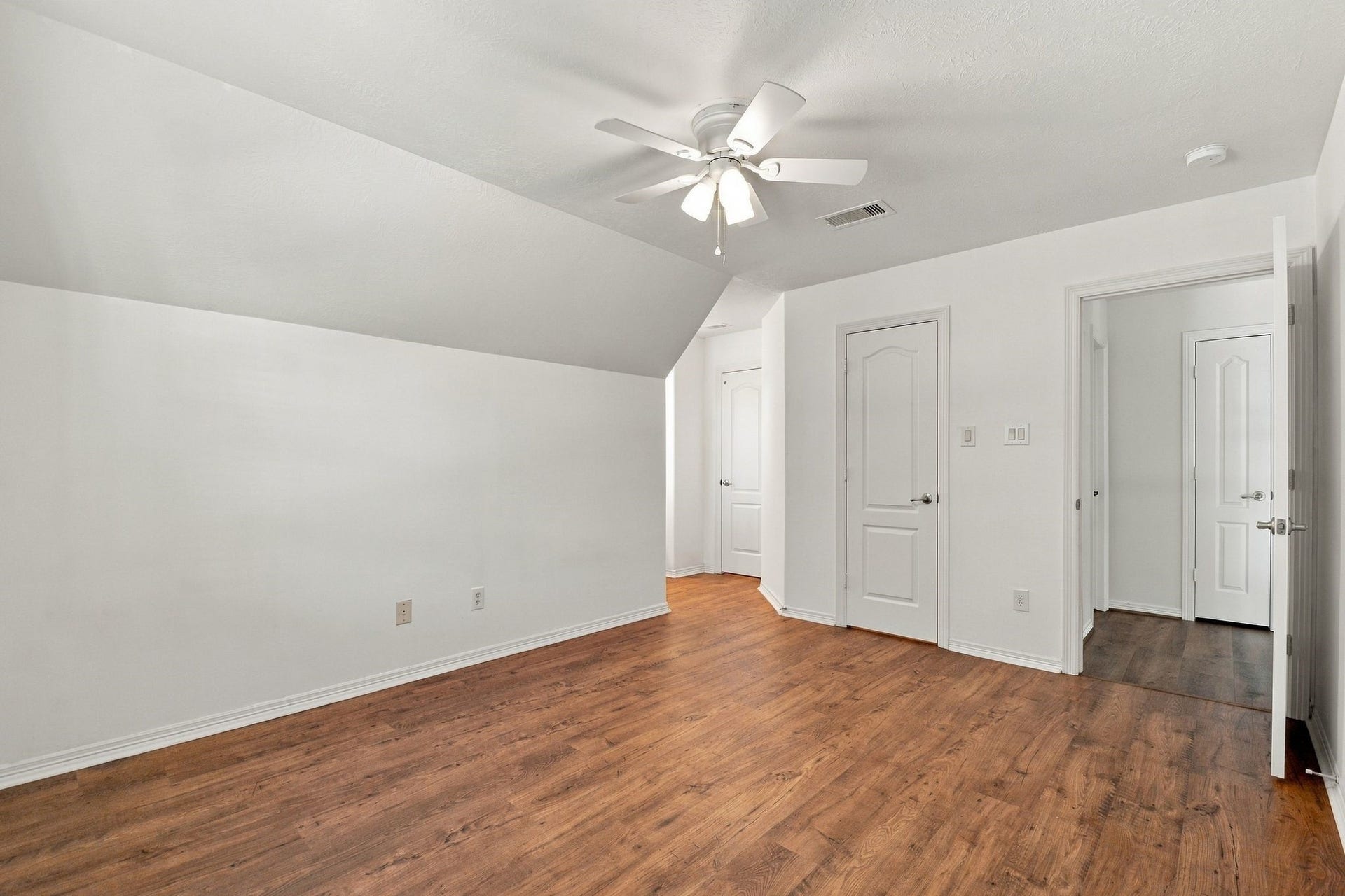 4906 Canterbury Way, Houston, TX 77069 4906 Canterbury Way, Houston, TX 77069