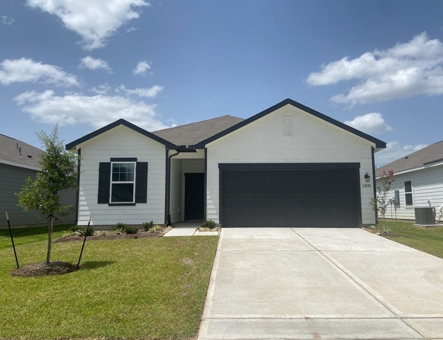 Property photo for 31007 Gayle Prairie Oak Street, Waller, TX