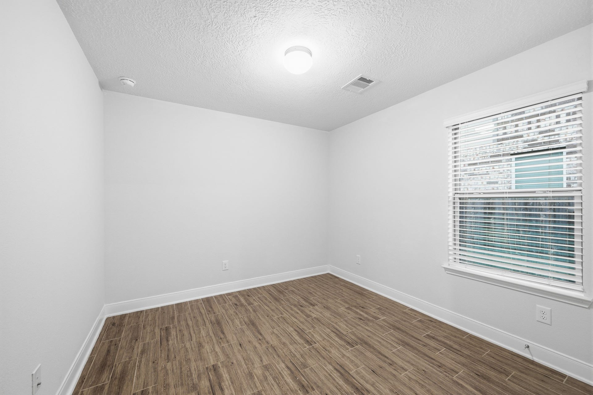 10314 Russell Pines Drive, Rosharon, TX 77583 bedroom 2