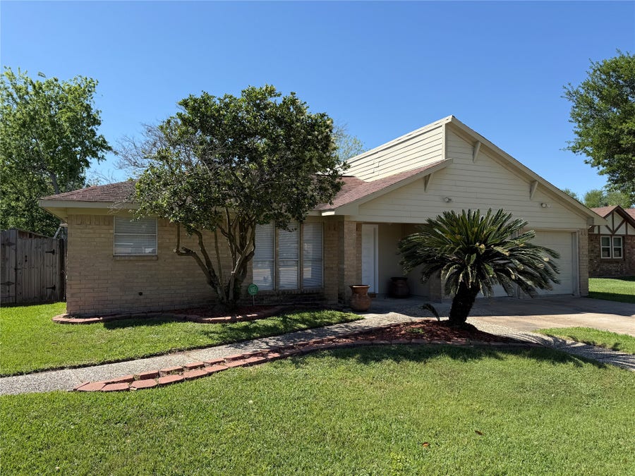 Property photo for 6610 Addicks Clodine Road, Houston, TX