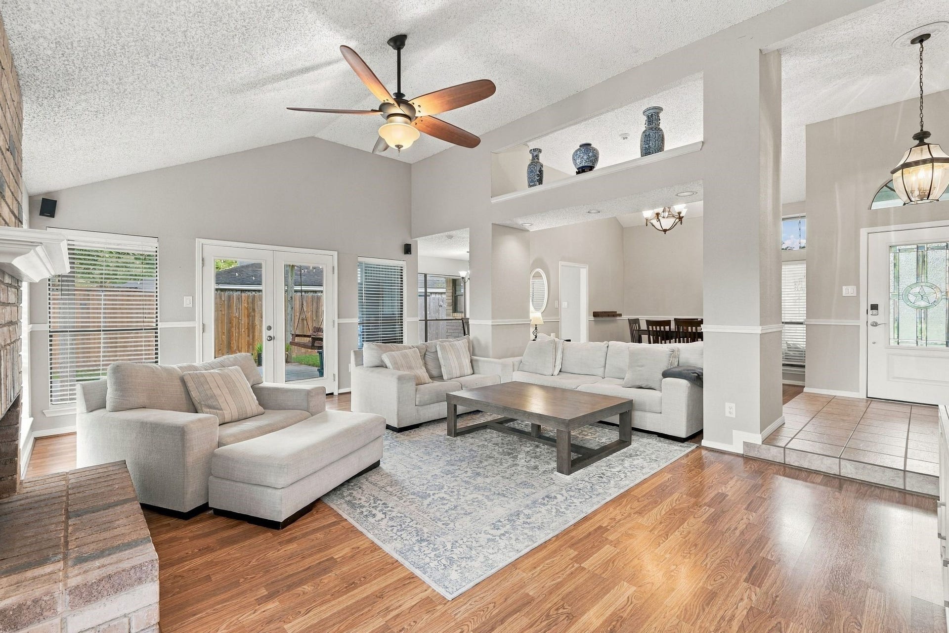 15415 Lago Villa Drive, Tomball, TX 77377