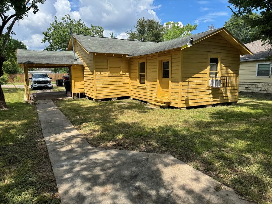 Property photo for 606 E 42nd Street, Houston, TX