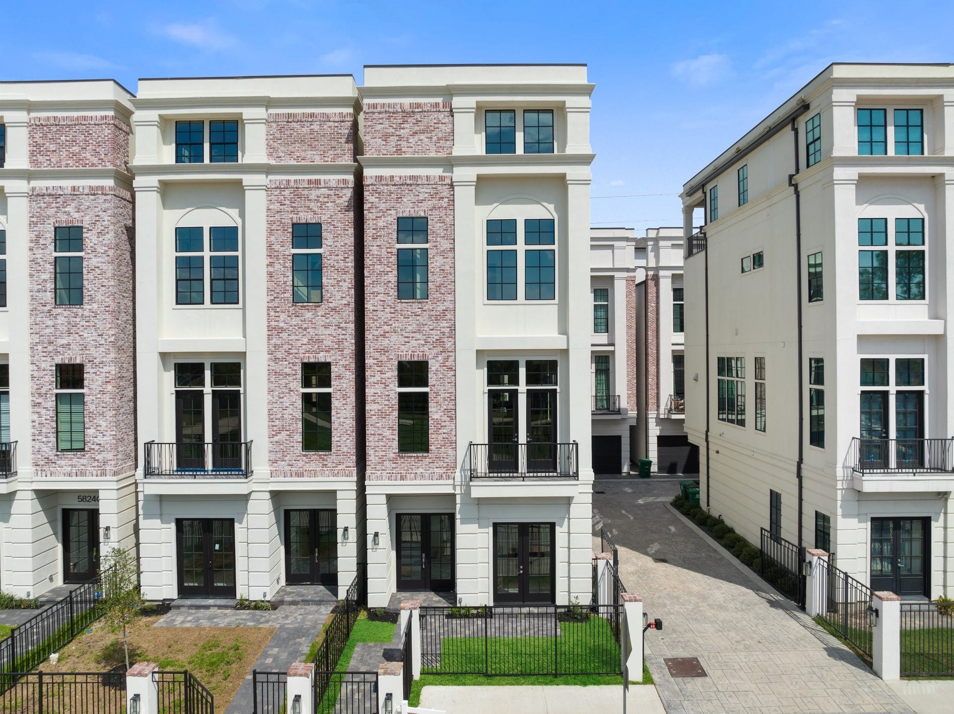 5824 Winsome Lane, #A, Houston, TX 77057