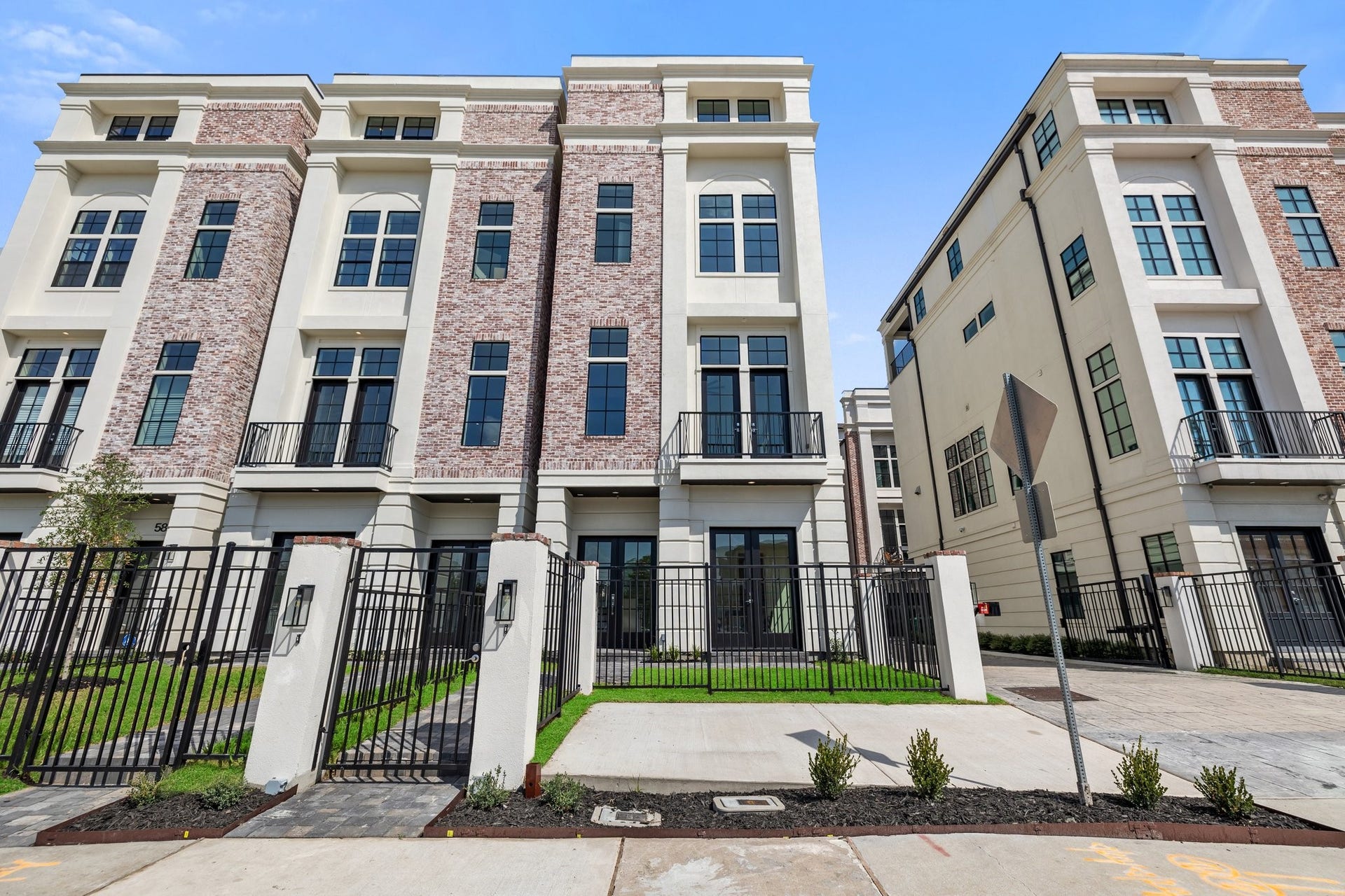 5824 Winsome Lane, #A, Houston, TX 77057