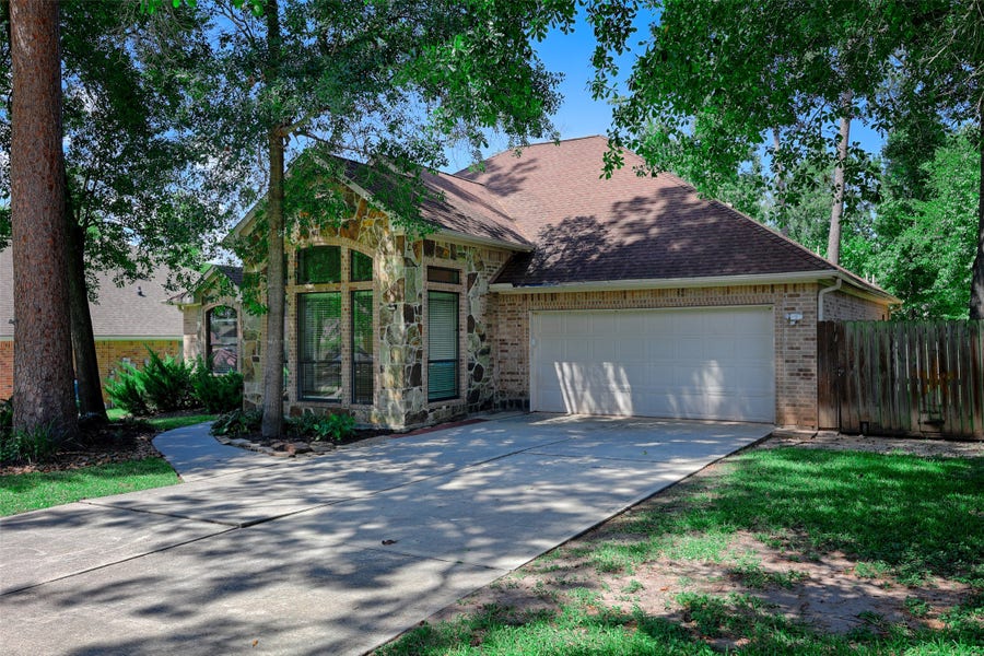 Property photo for 12460 Lyra Drive, Willis, TX