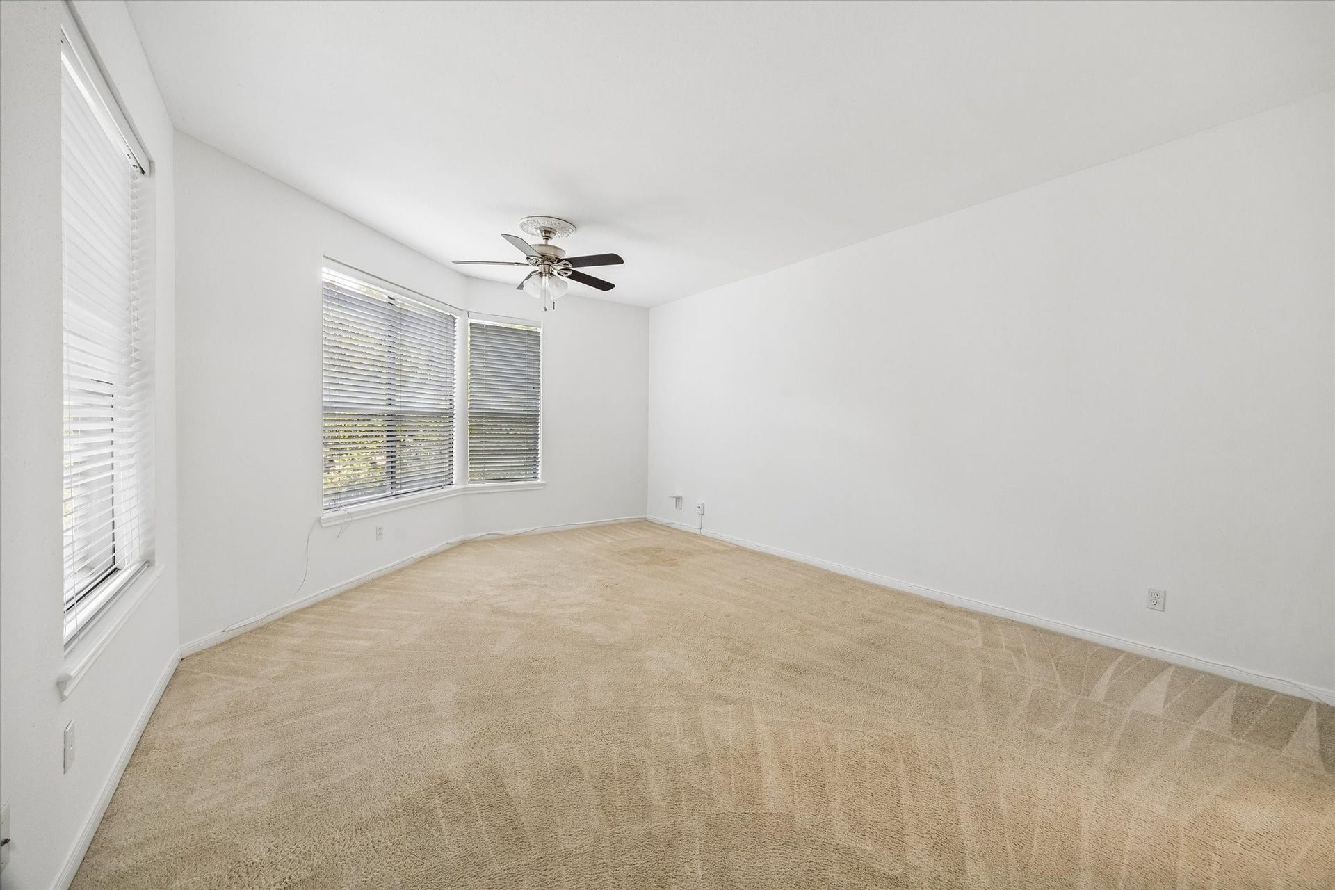 5200 Weslayan Street, #208, Houston, TX 77005 5200 Weslayan Street, #208, Houston, TX 77005