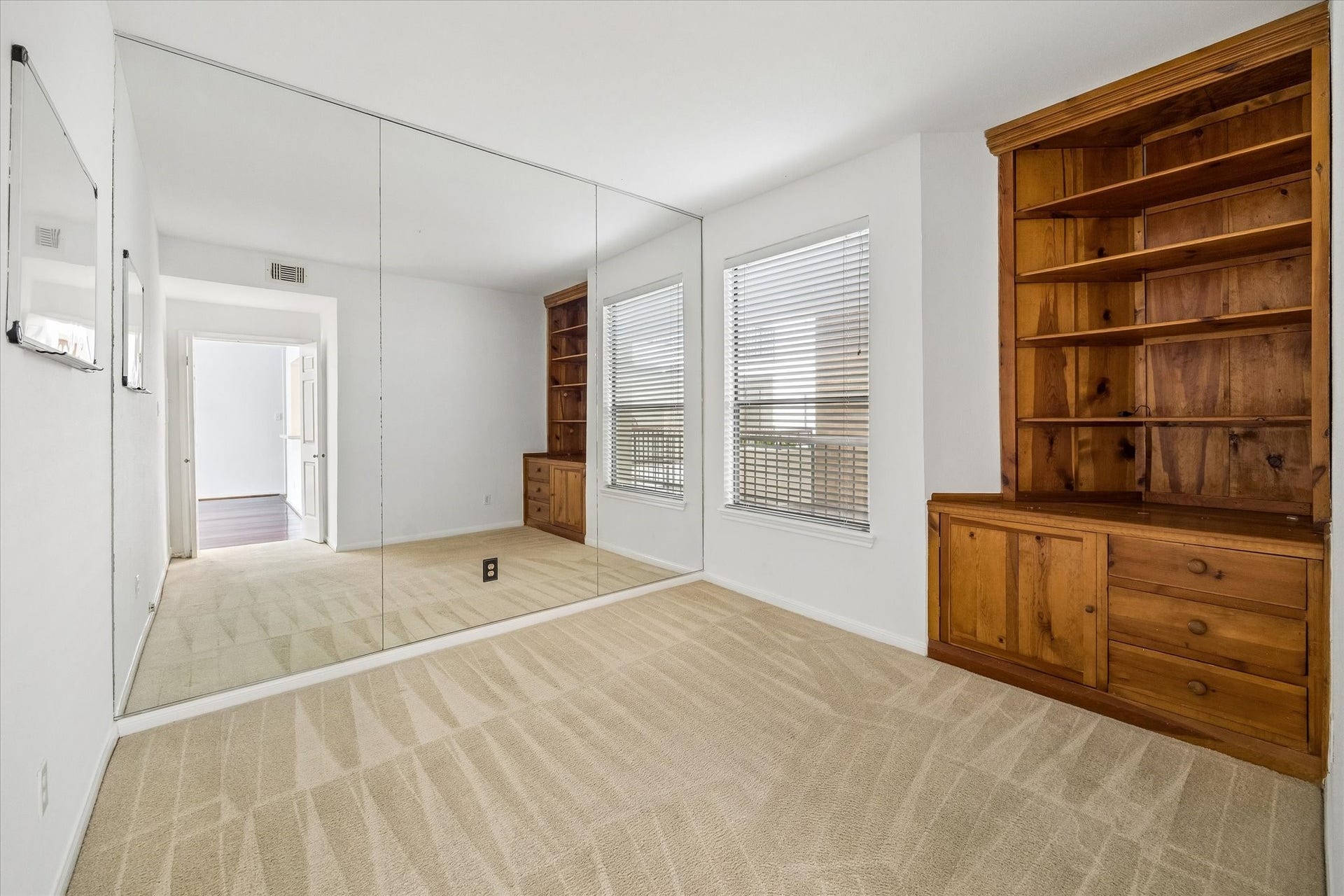 5200 Weslayan Street, #208, Houston, TX 77005 5200 Weslayan Street, #208, Houston, TX 77005
