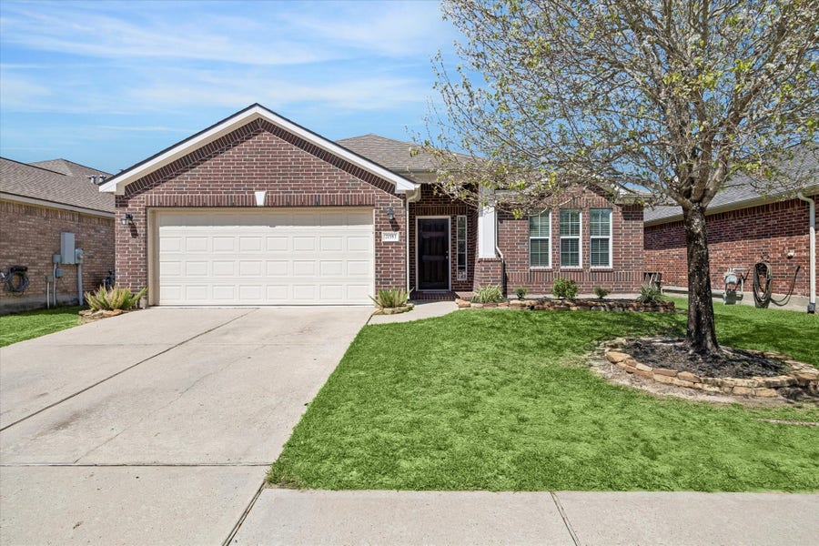 Property photo for 21583 Kings Bend Drive, Kingwood, TX