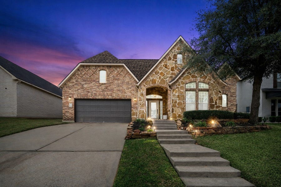 Property photo for 104 Camden Hills Drive, Montgomery, TX
