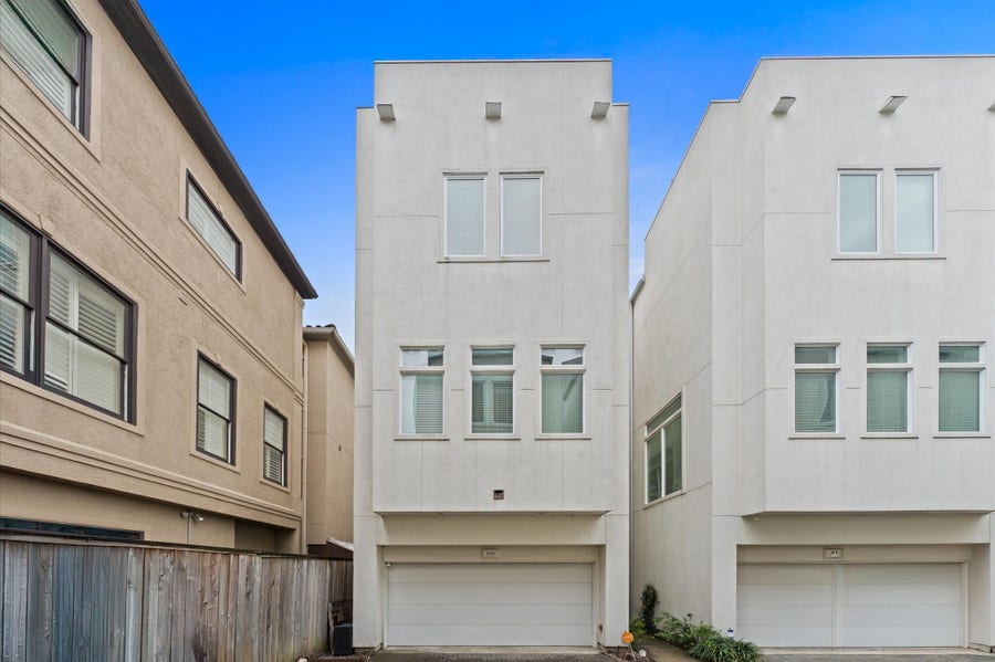 Property photo for 120 Pierce Street, Houston, TX