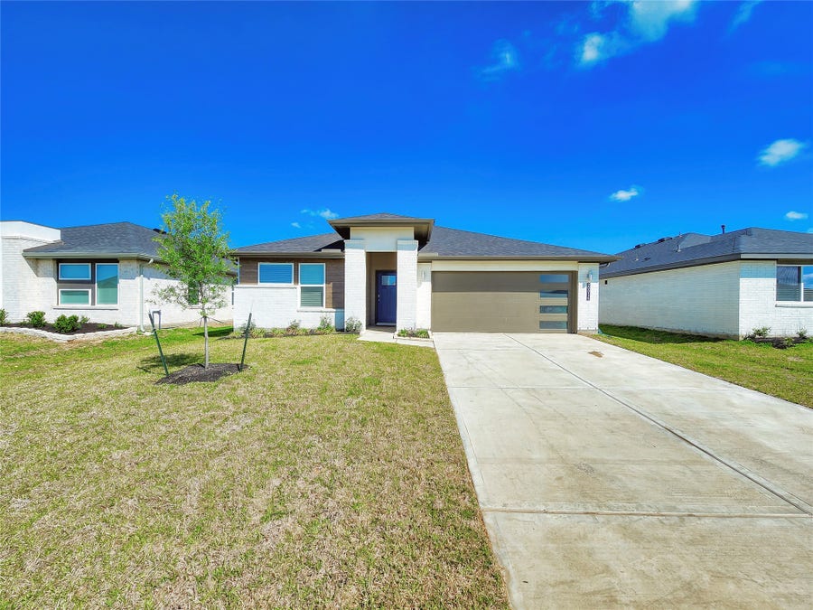 Property photo for 29914 Reagans Ranch Drive, Katy, TX