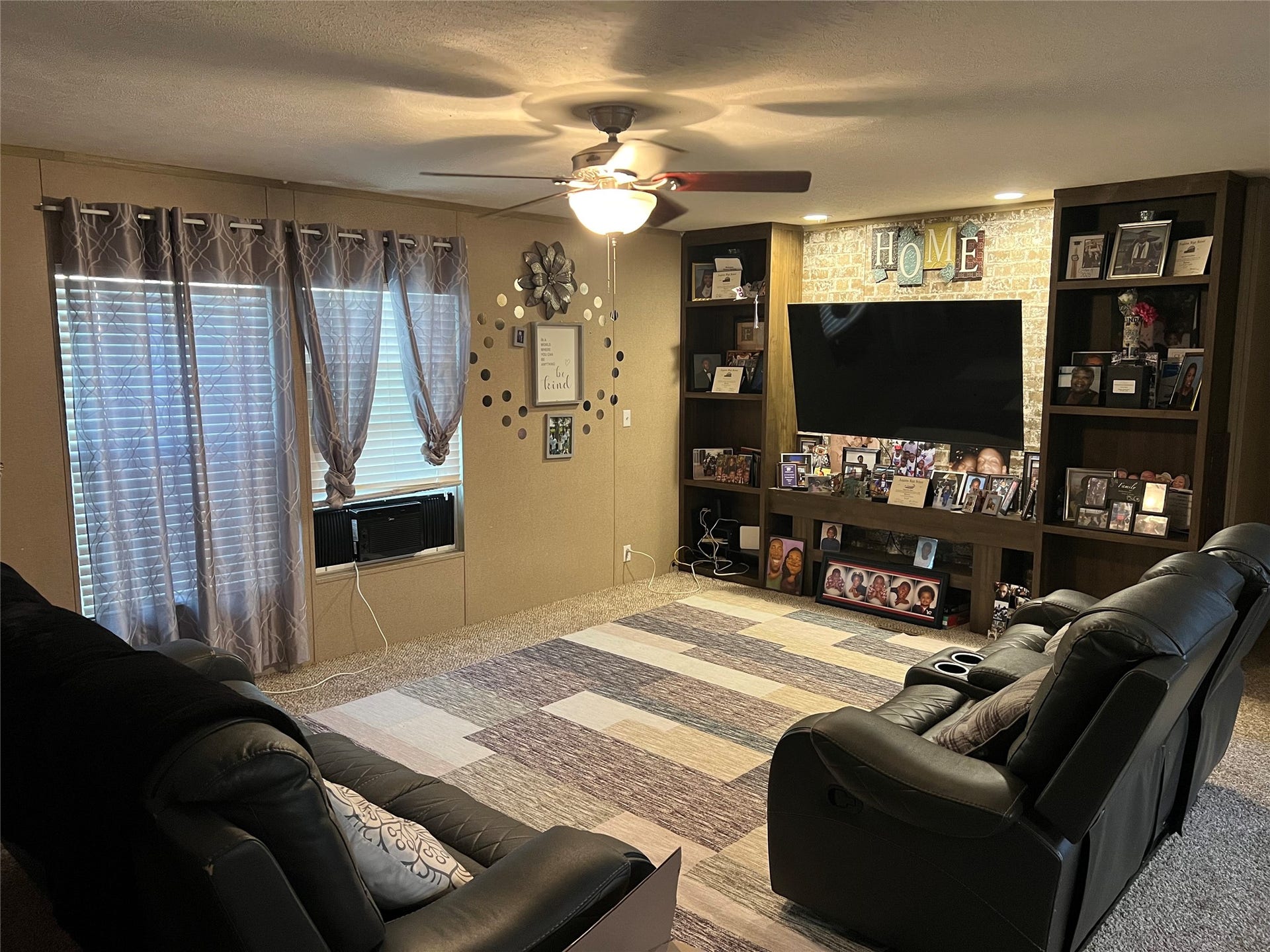 13036 Annette Road, Angleton, TX 77515