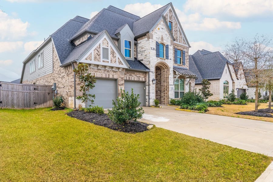 Property photo for 29035 Hauter Way, Fulshear, TX