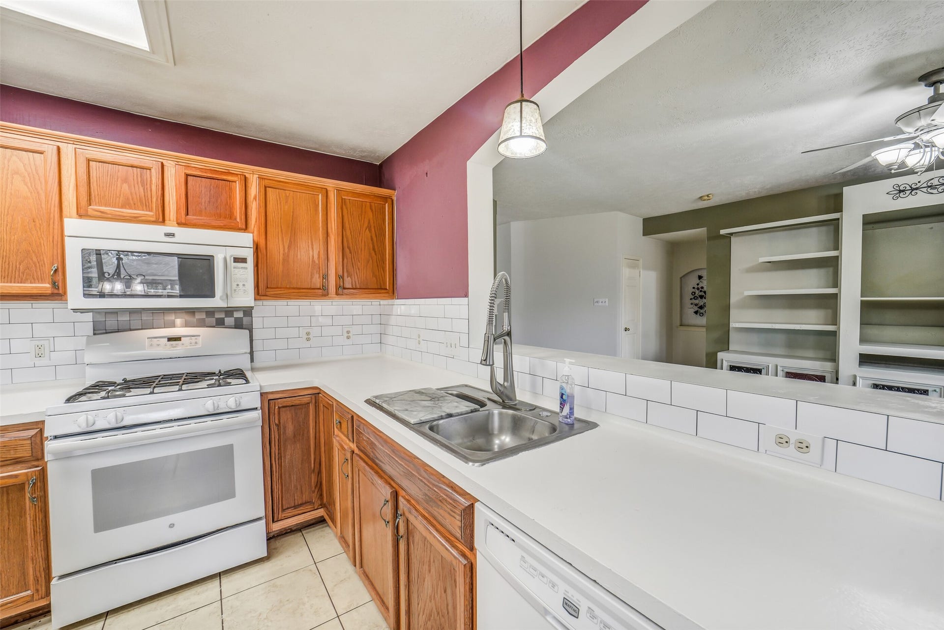 11610 Oak Lake Park Drive, Sugar Land, TX 77498 11610 Oak Lake Park Drive, Sugar Land, TX 77498