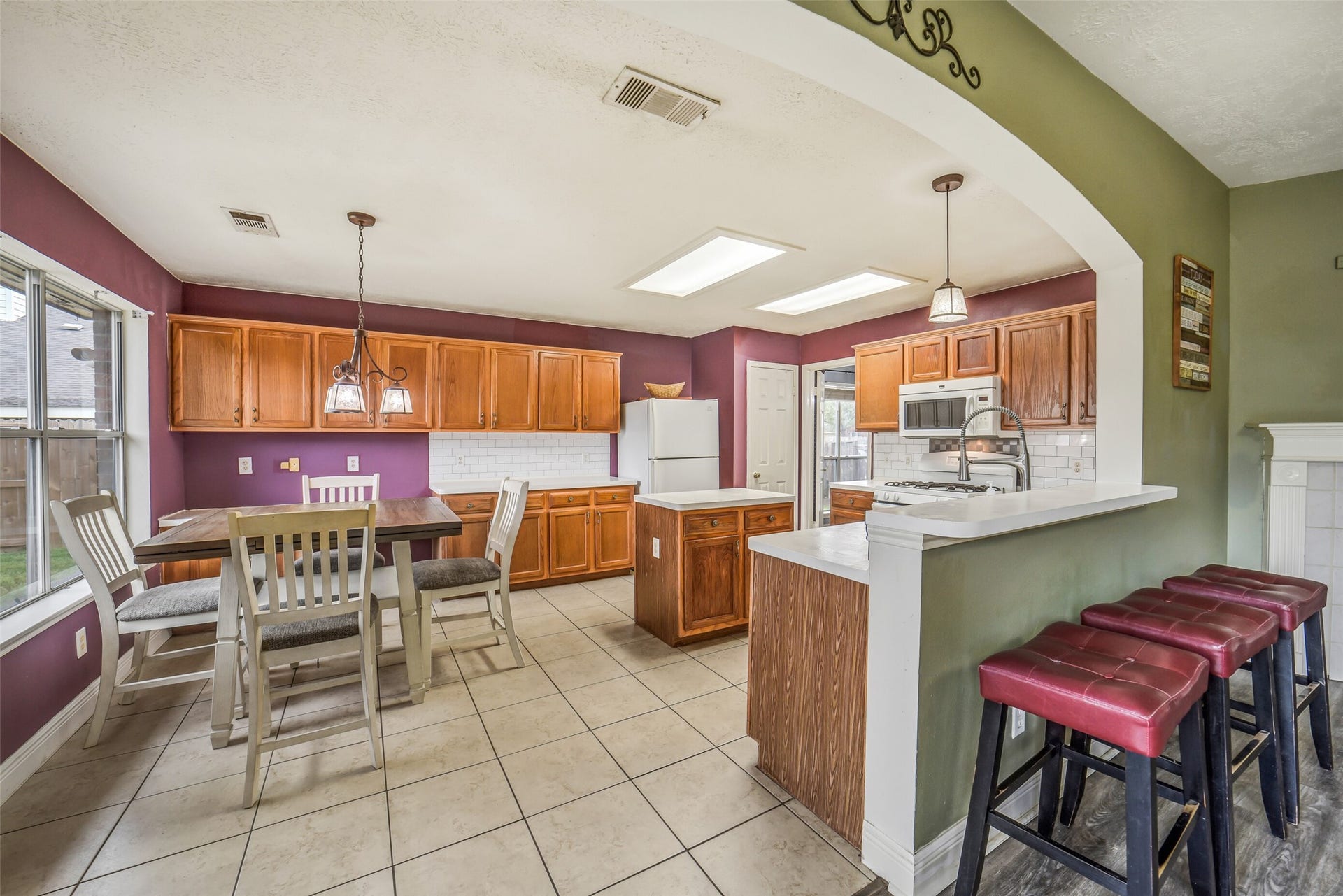 11610 Oak Lake Park Drive, Sugar Land, TX 77498 11610 Oak Lake Park Drive, Sugar Land, TX 77498