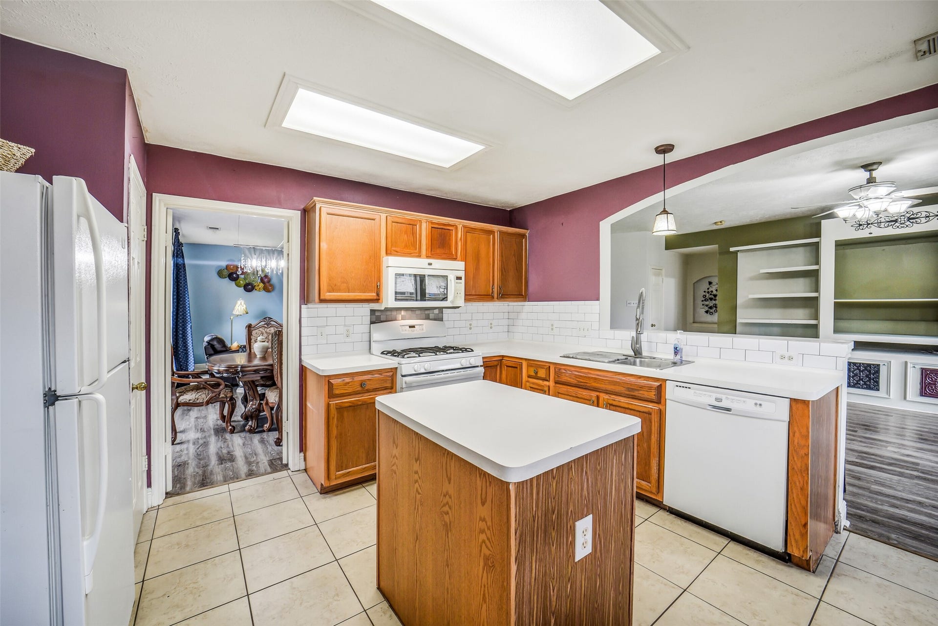 11610 Oak Lake Park Drive, Sugar Land, TX 77498 11610 Oak Lake Park Drive, Sugar Land, TX 77498