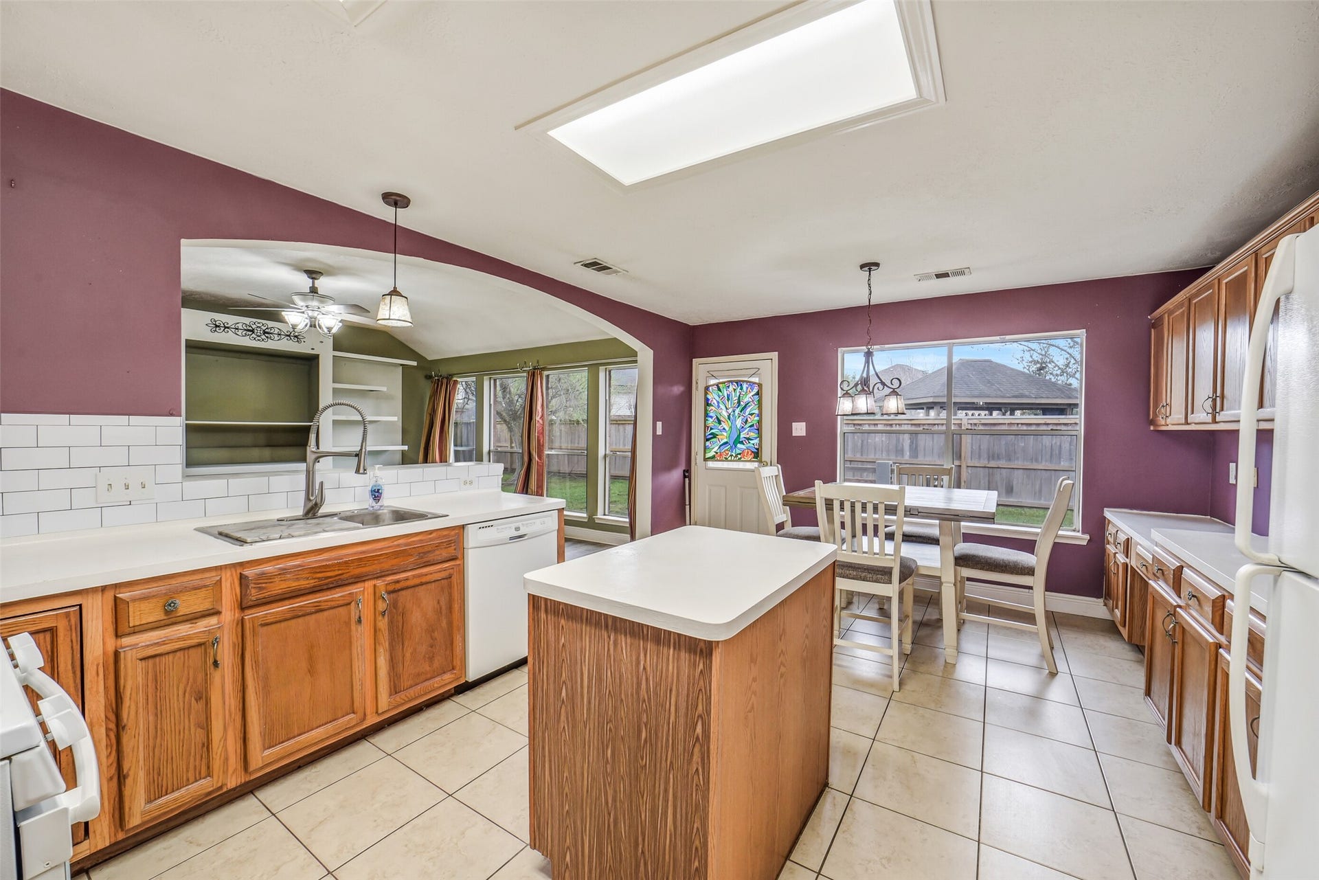 11610 Oak Lake Park Drive, Sugar Land, TX 77498 11610 Oak Lake Park Drive, Sugar Land, TX 77498