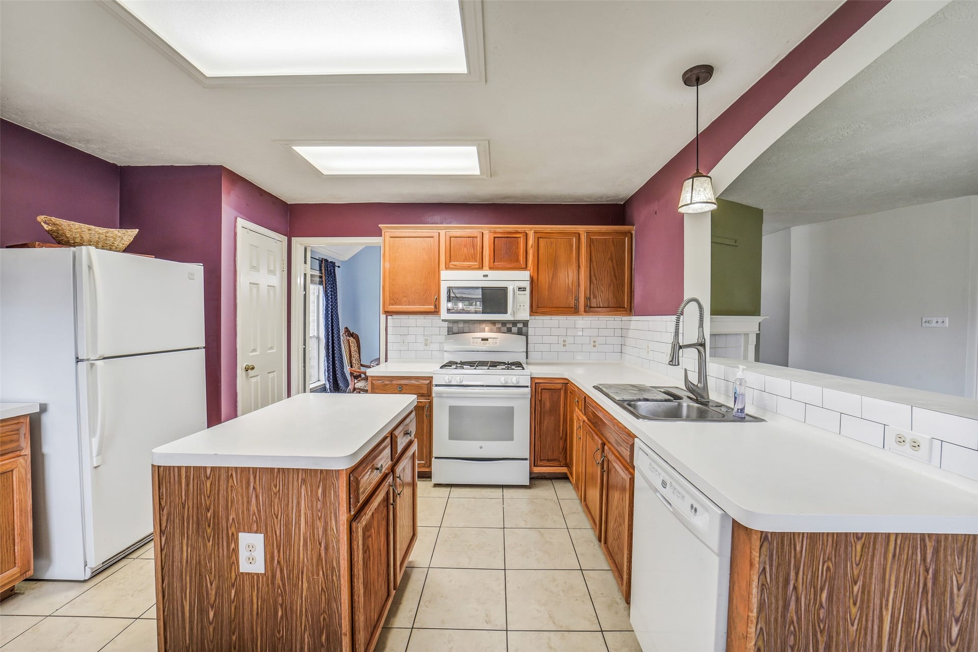 11610 Oak Lake Park Drive, Sugar Land, TX 77498 11610 Oak Lake Park Drive, Sugar Land, TX 77498
