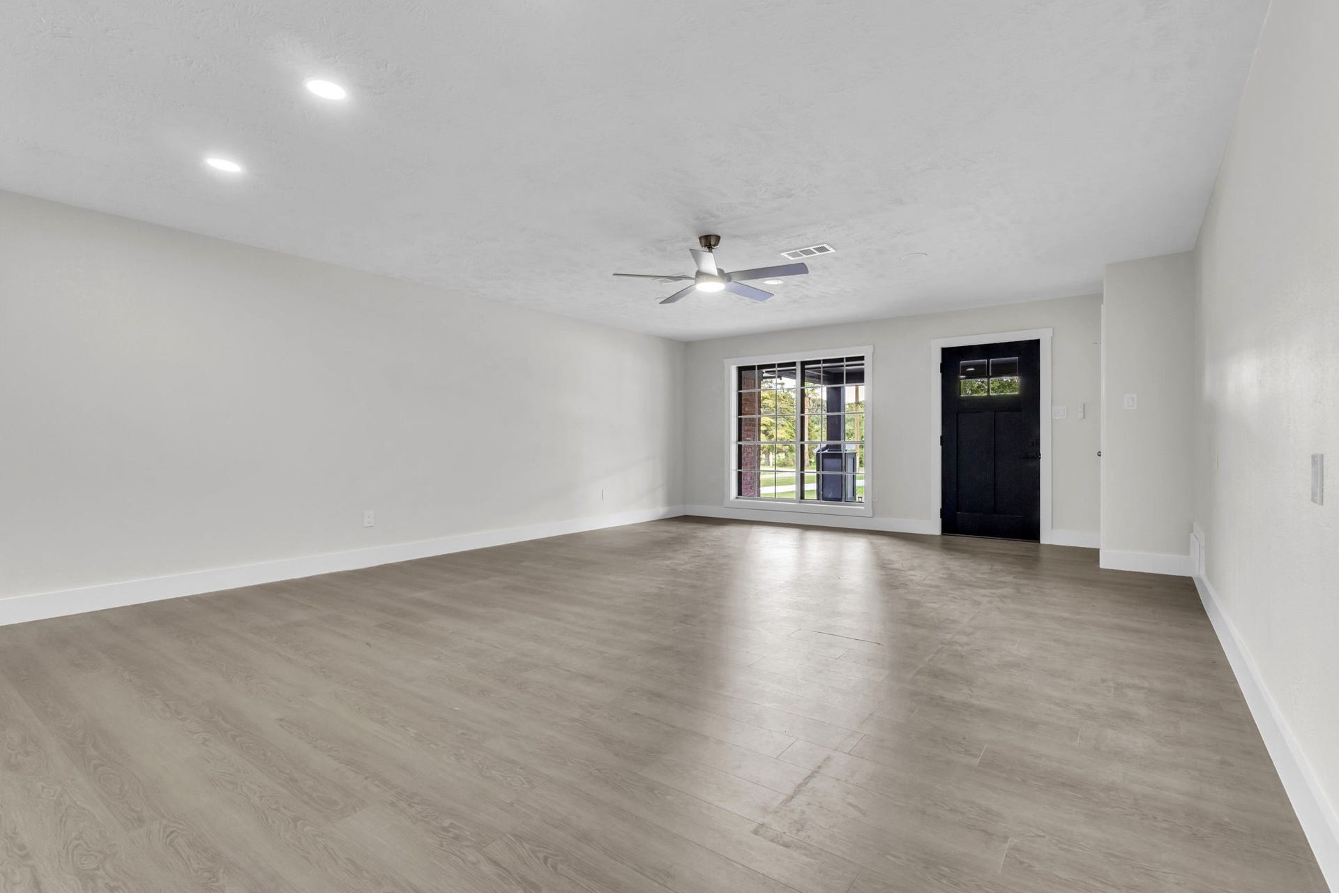 617 Baywood Drive, Seabrook, TX 77586 617 Baywood Drive, Seabrook, TX 77586