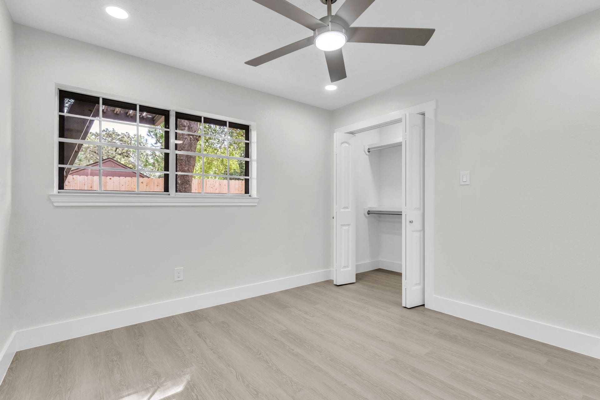 617 Baywood Drive, Seabrook, TX 77586 617 Baywood Drive, Seabrook, TX 77586