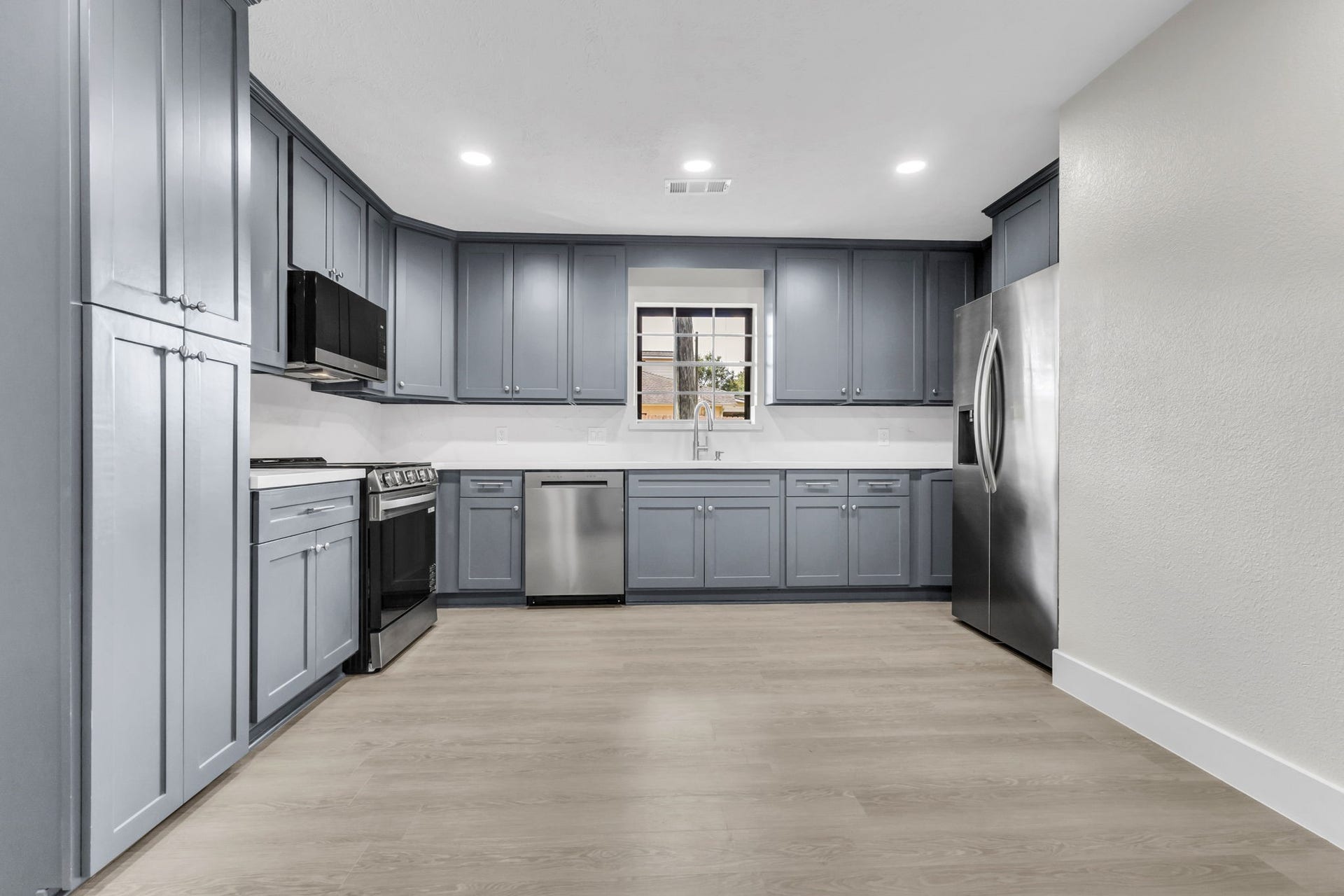 617 Baywood Drive, Seabrook, TX 77586 617 Baywood Drive, Seabrook, TX 77586