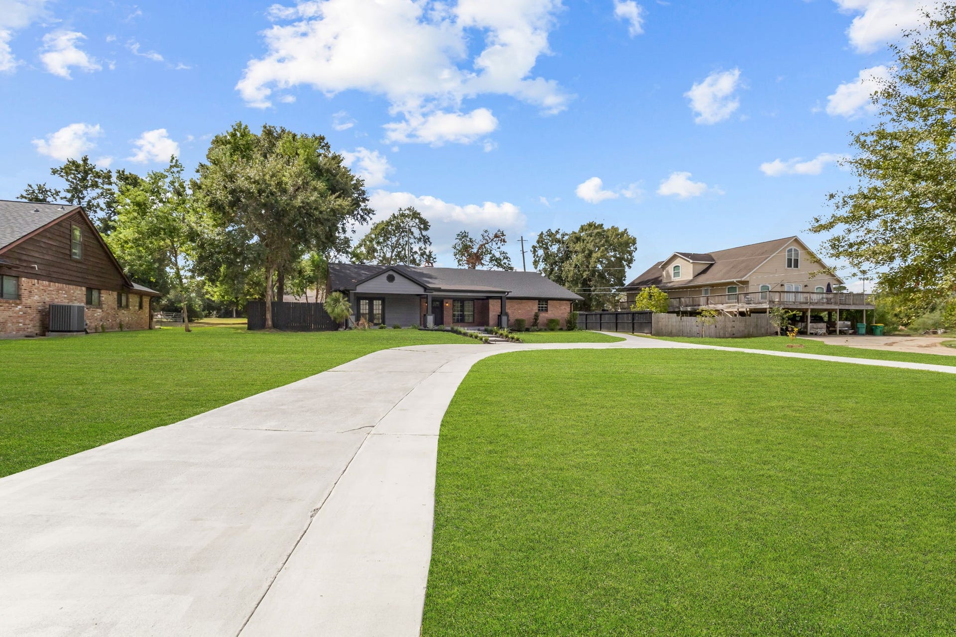 617 Baywood Drive, Seabrook, TX 77586 617 Baywood Drive, Seabrook, TX 77586