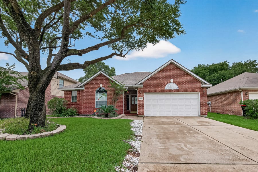 Property photo for 14531 Chestnut Falls Drive, Cypress, TX