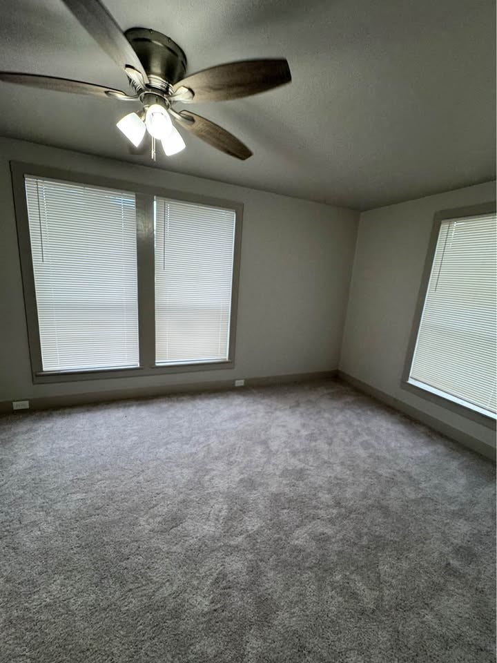 415 N Rockisland Street, Angleton, TX 77515 Bedroom