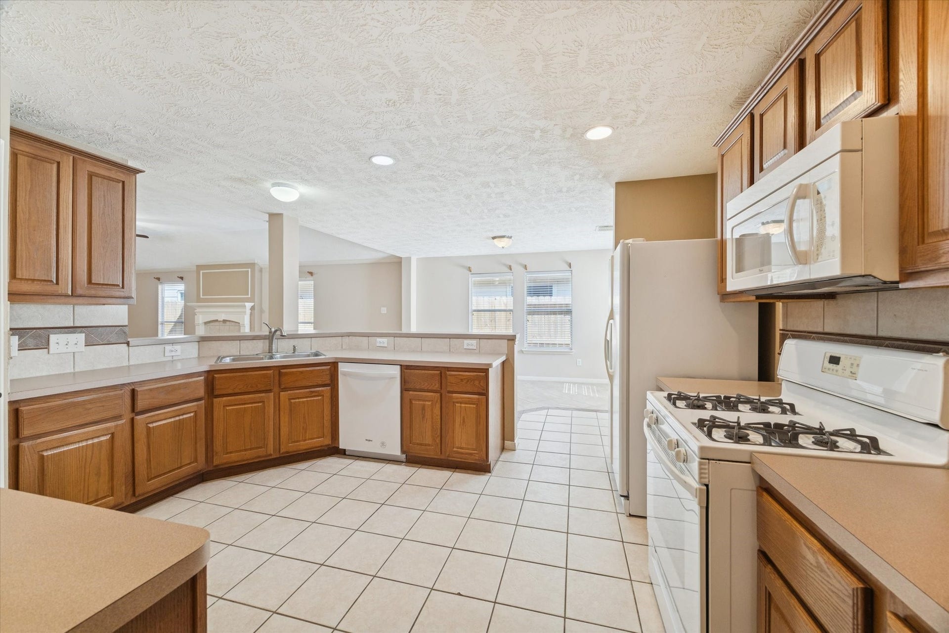 513 Brad Court, Webster, TX 77598 513 Brad Court, Webster, TX 77598