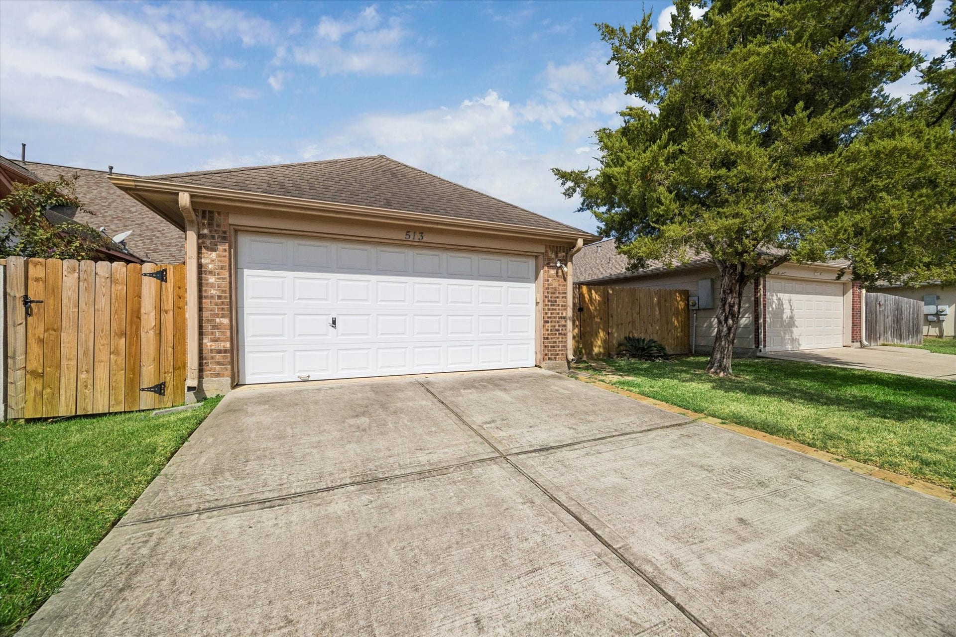 513 Brad Court, Webster, TX 77598 513 Brad Court, Webster, TX 77598