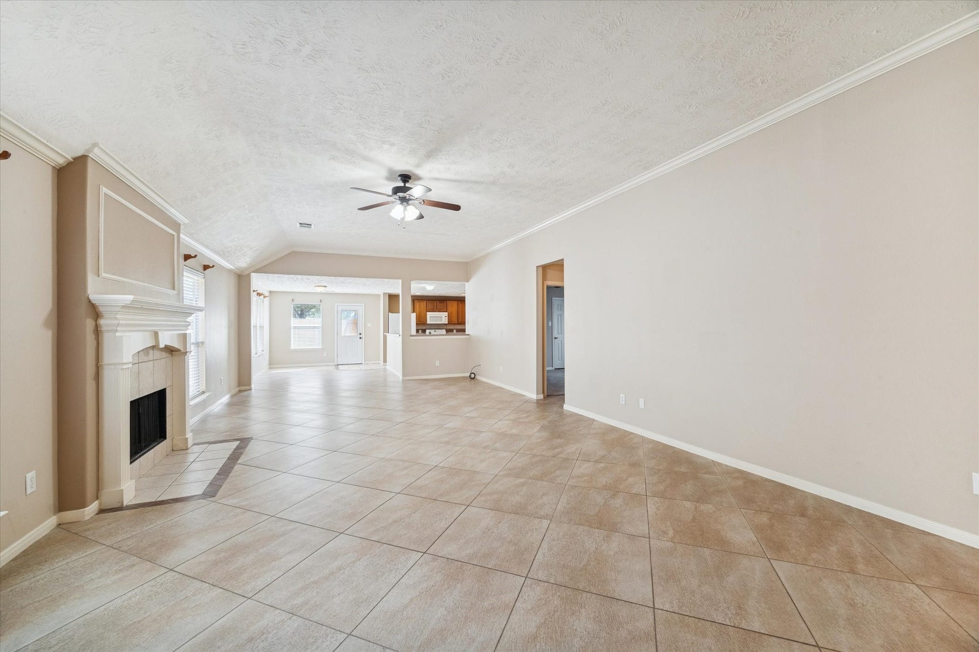 513 Brad Court, Webster, TX 77598 513 Brad Court, Webster, TX 77598