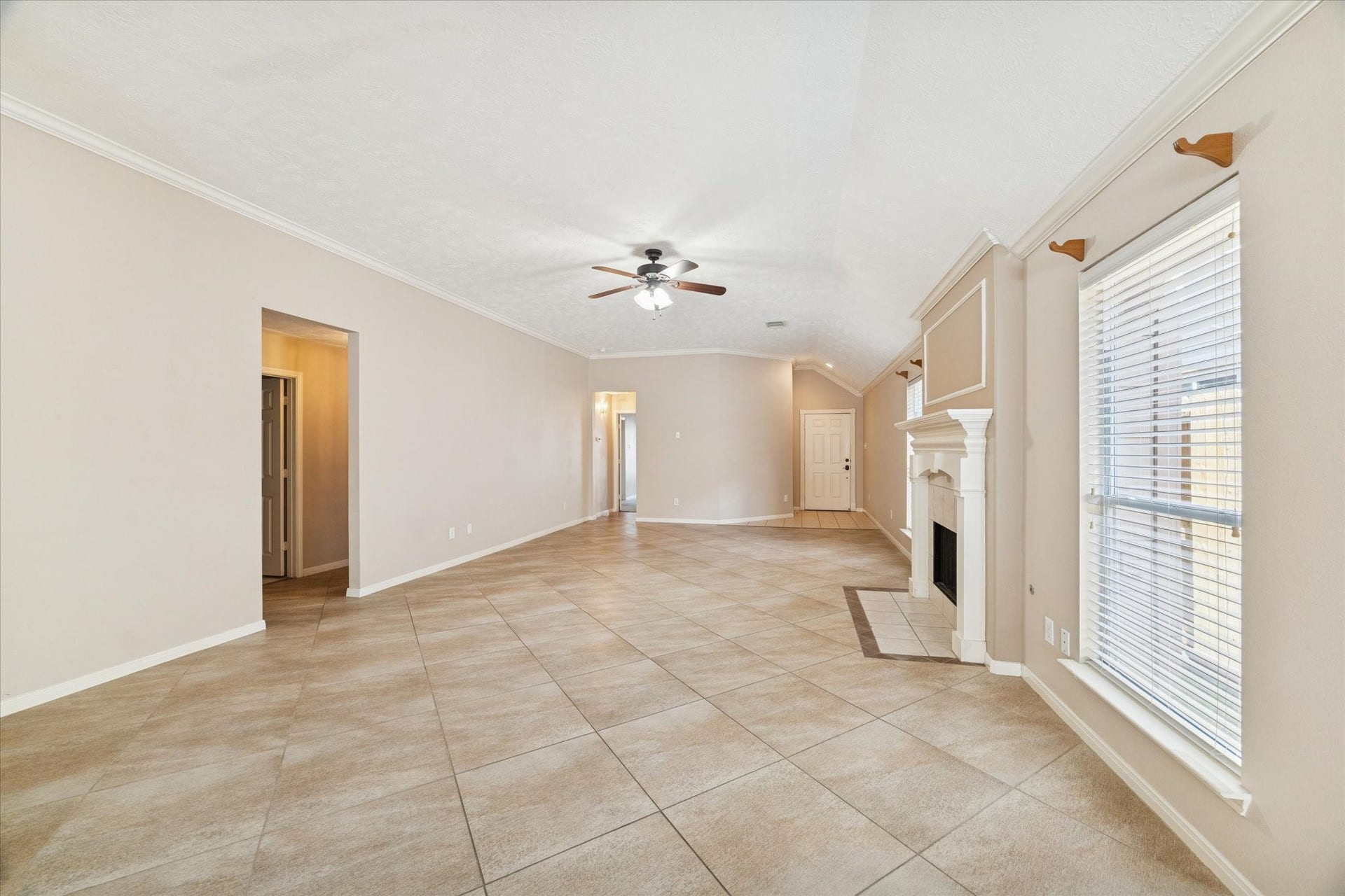 513 Brad Court, Webster, TX 77598 513 Brad Court, Webster, TX 77598