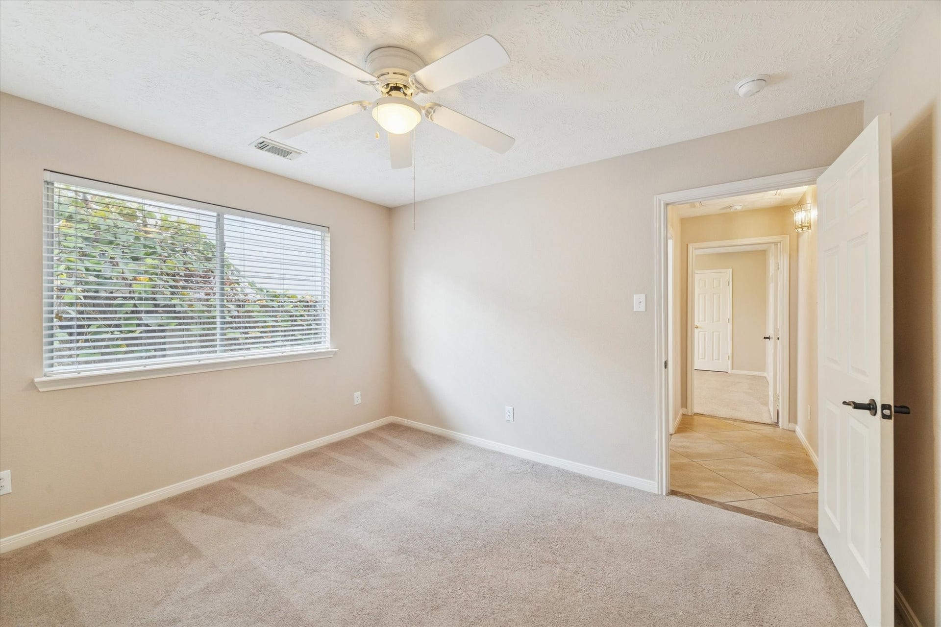 513 Brad Court, Webster, TX 77598 513 Brad Court, Webster, TX 77598