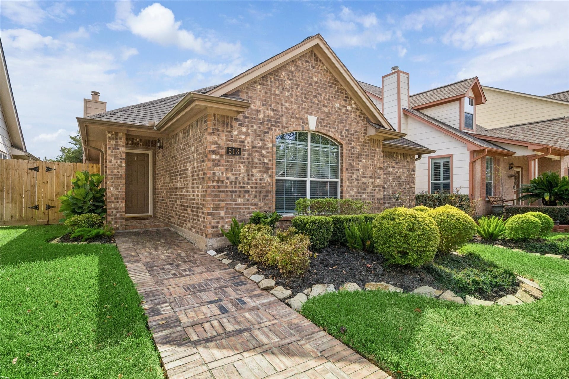513 Brad Court, Webster, TX 77598 513 Brad Court, Webster, TX 77598