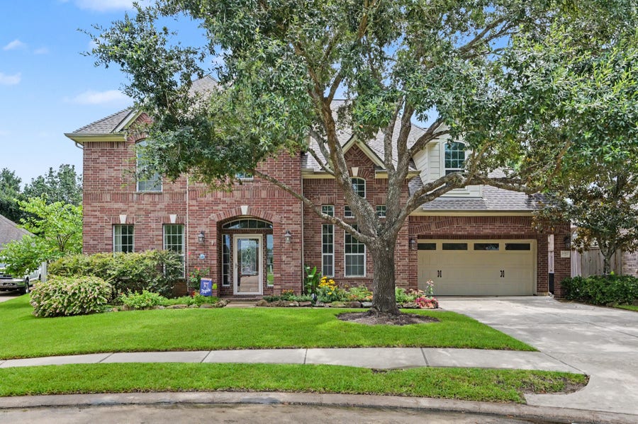 Property photo for 26907 Mossy Leaf Lane, Cypress, TX