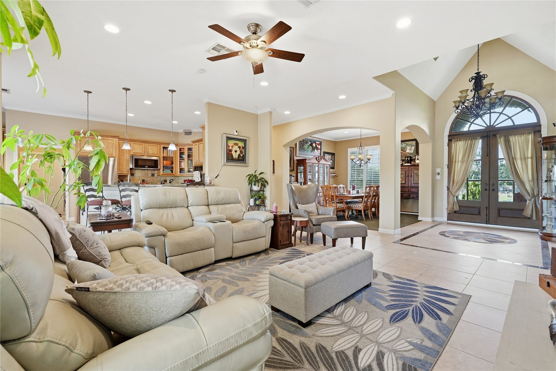 29101 Fm 1736 Road, Hempstead, TX 77445 SECOND ANGLE OF THE MAIN LIVING AREA FACING THE FORMAL ENTRY AND FORMAL DINING