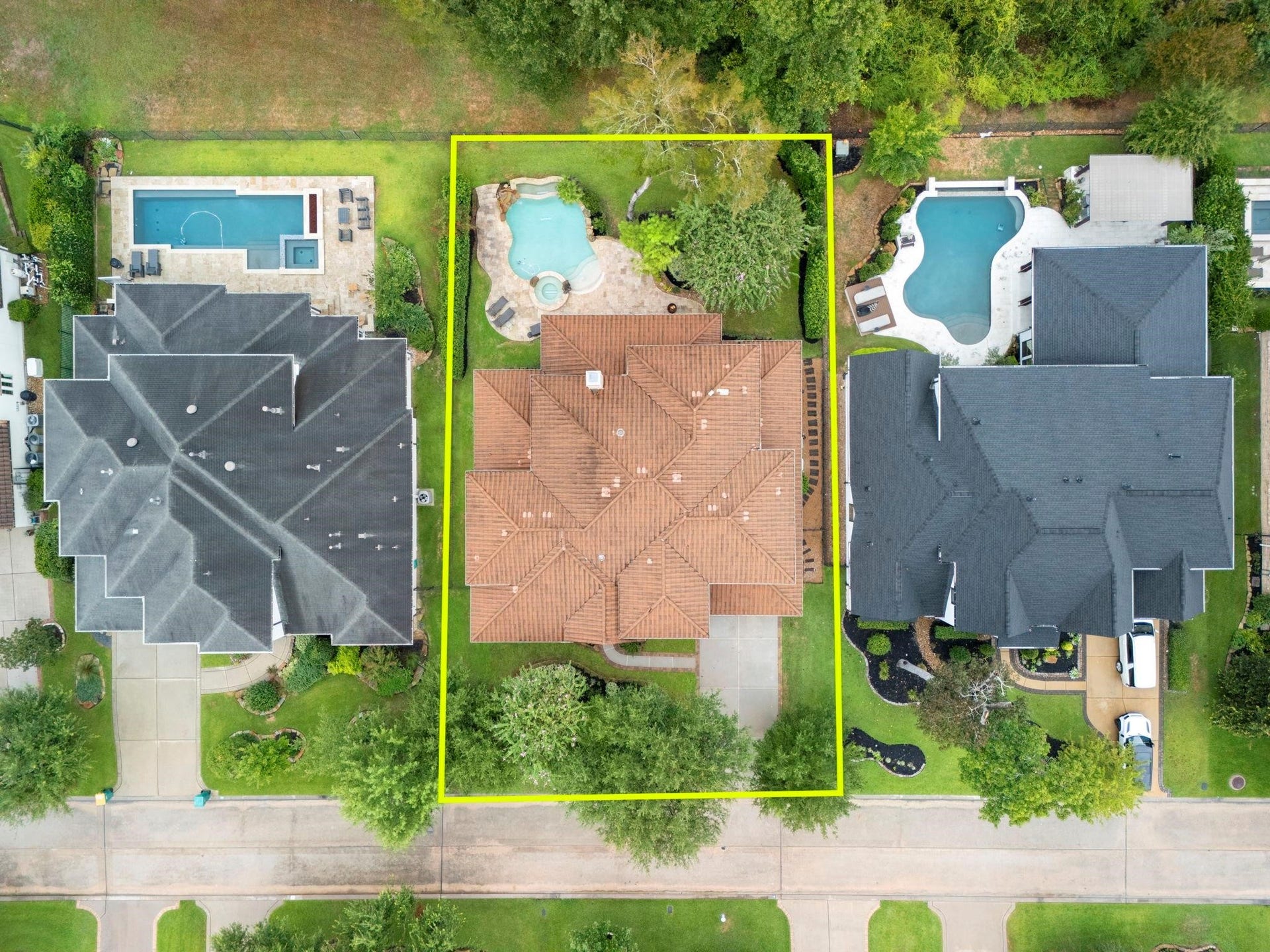 39 Pondera Point Dr, Tomball, TX 77375 39 Pondera Point Dr, Tomball, TX 77375