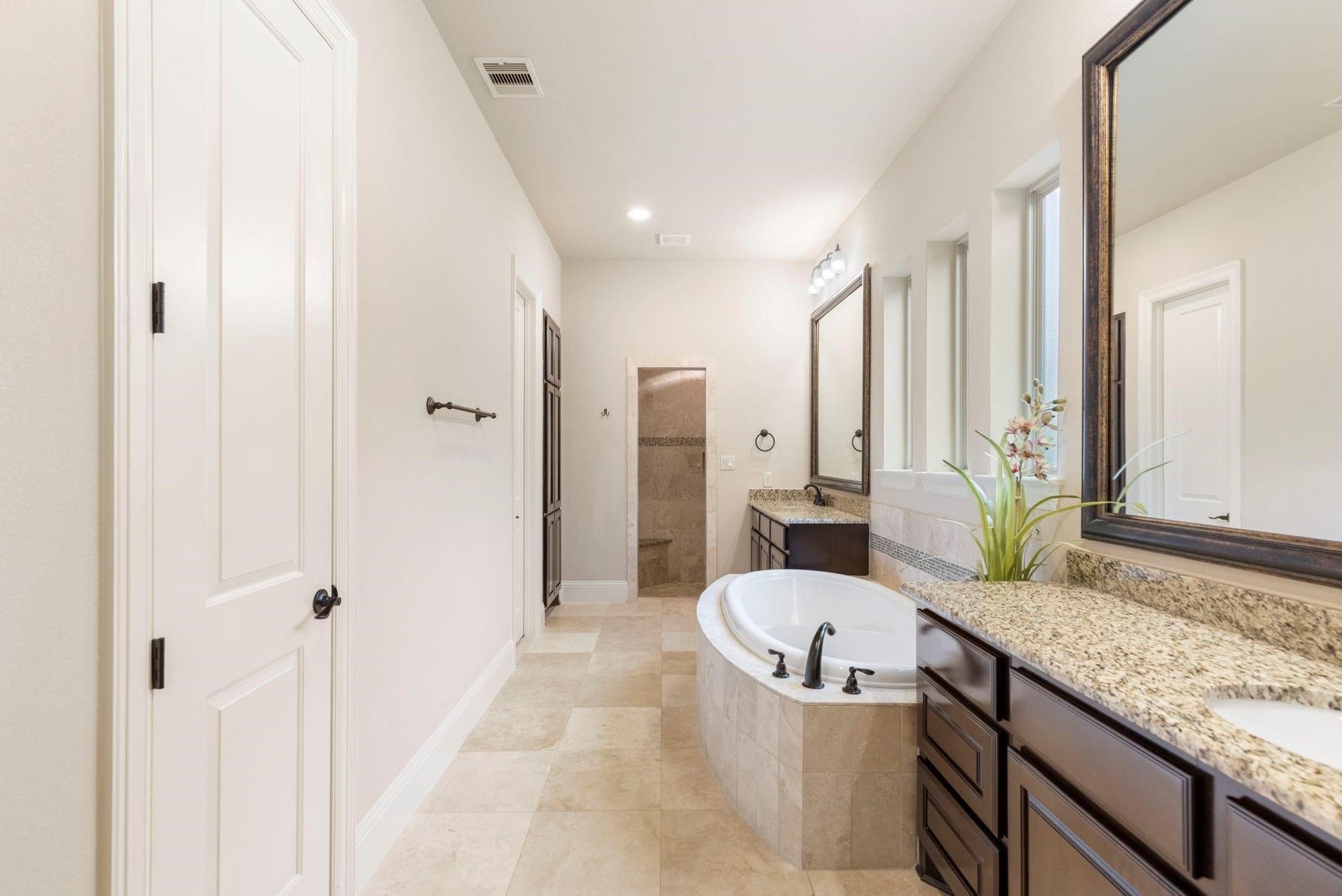 39 Pondera Point Dr, Tomball, TX 77375 39 Pondera Point Dr, Tomball, TX 77375