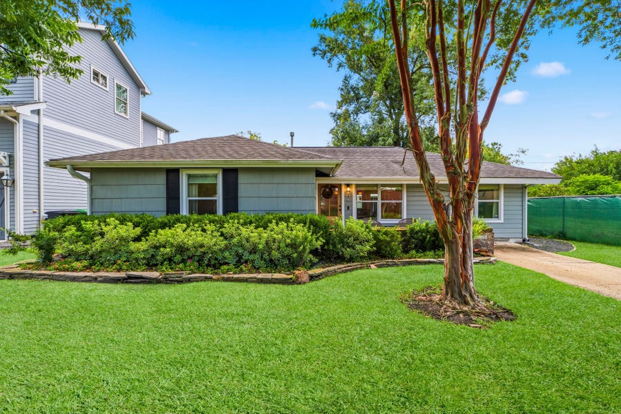 Property photo for 2115 Althea Drive, Houston, TX