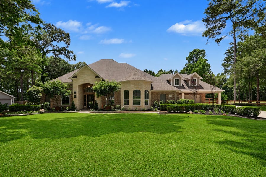 Property photo for 380 Ridgelake Scenic Drive, Montgomery, TX
