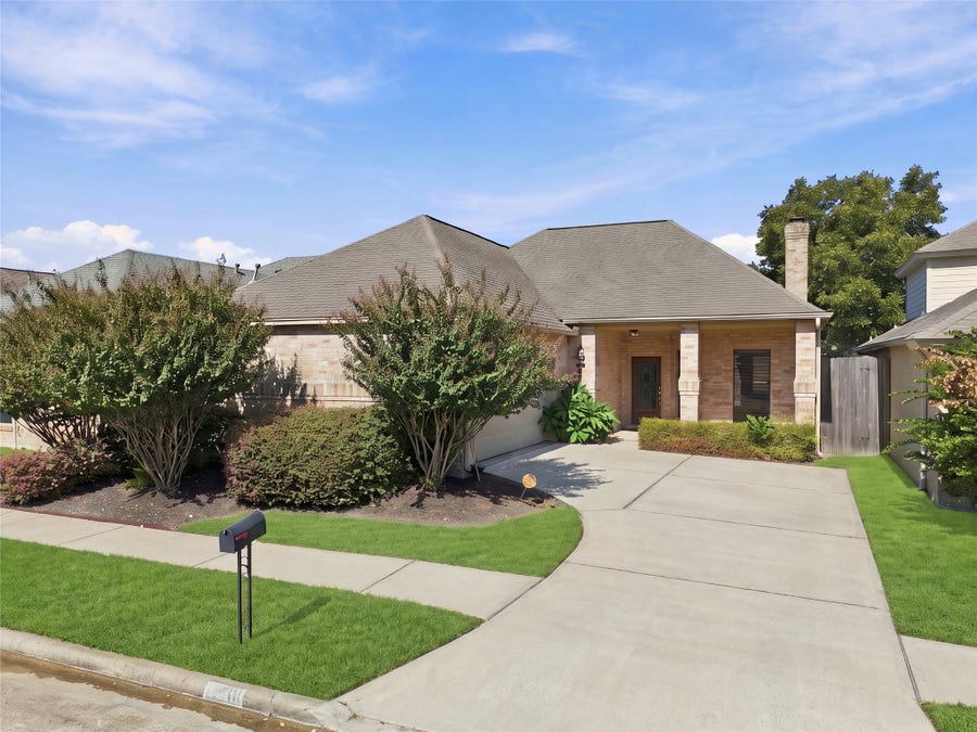 Property photo for 12218 Gladewick Drive, Houston, TX