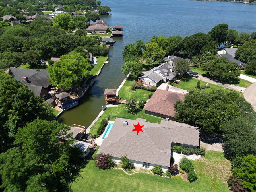 Property photo for 13586 Bunker Hill Drive, Willis, TX
