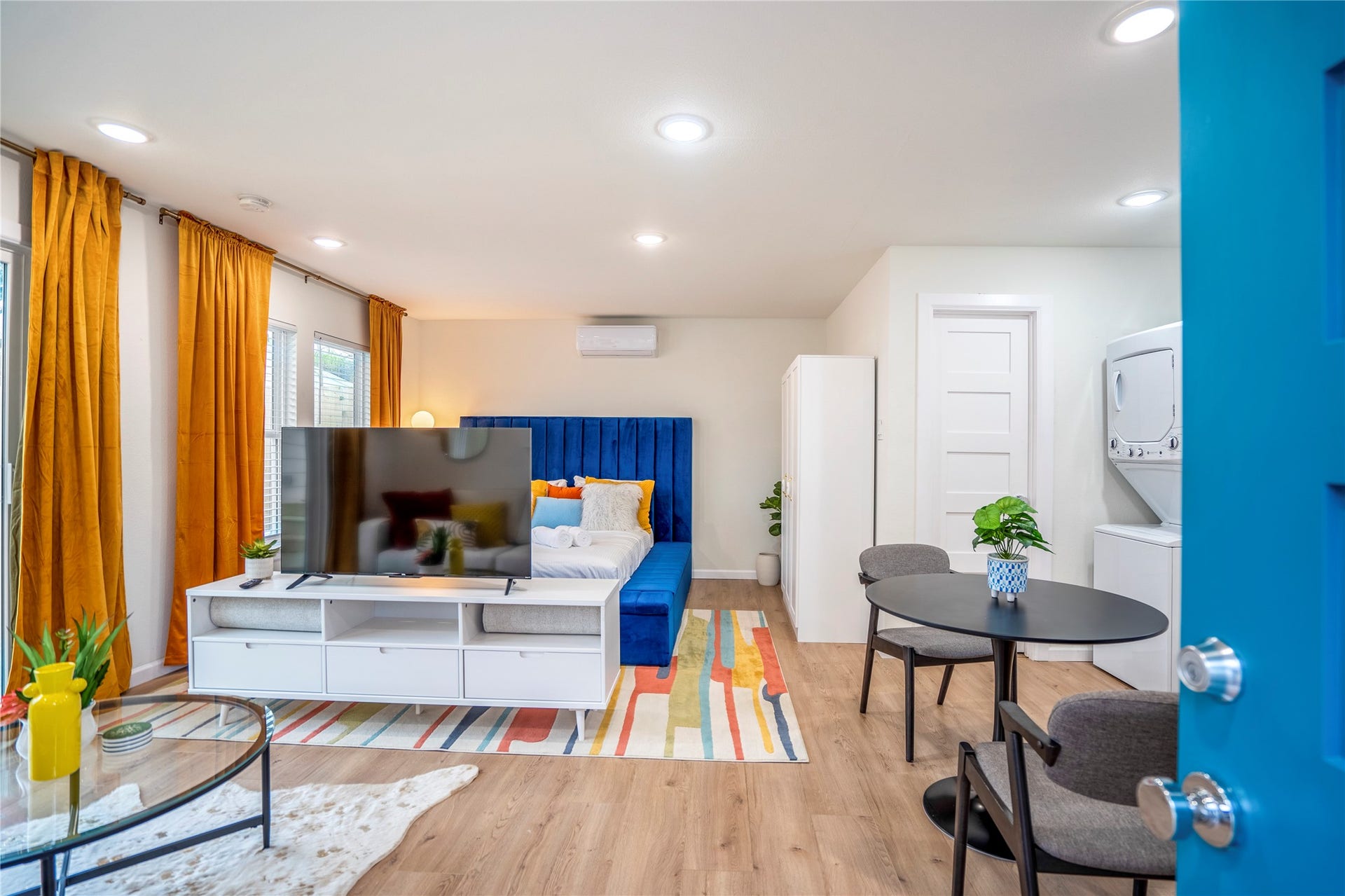 2208 Jean Street, Houston, TX 77023 2208 Jean Street, Houston, TX 77023