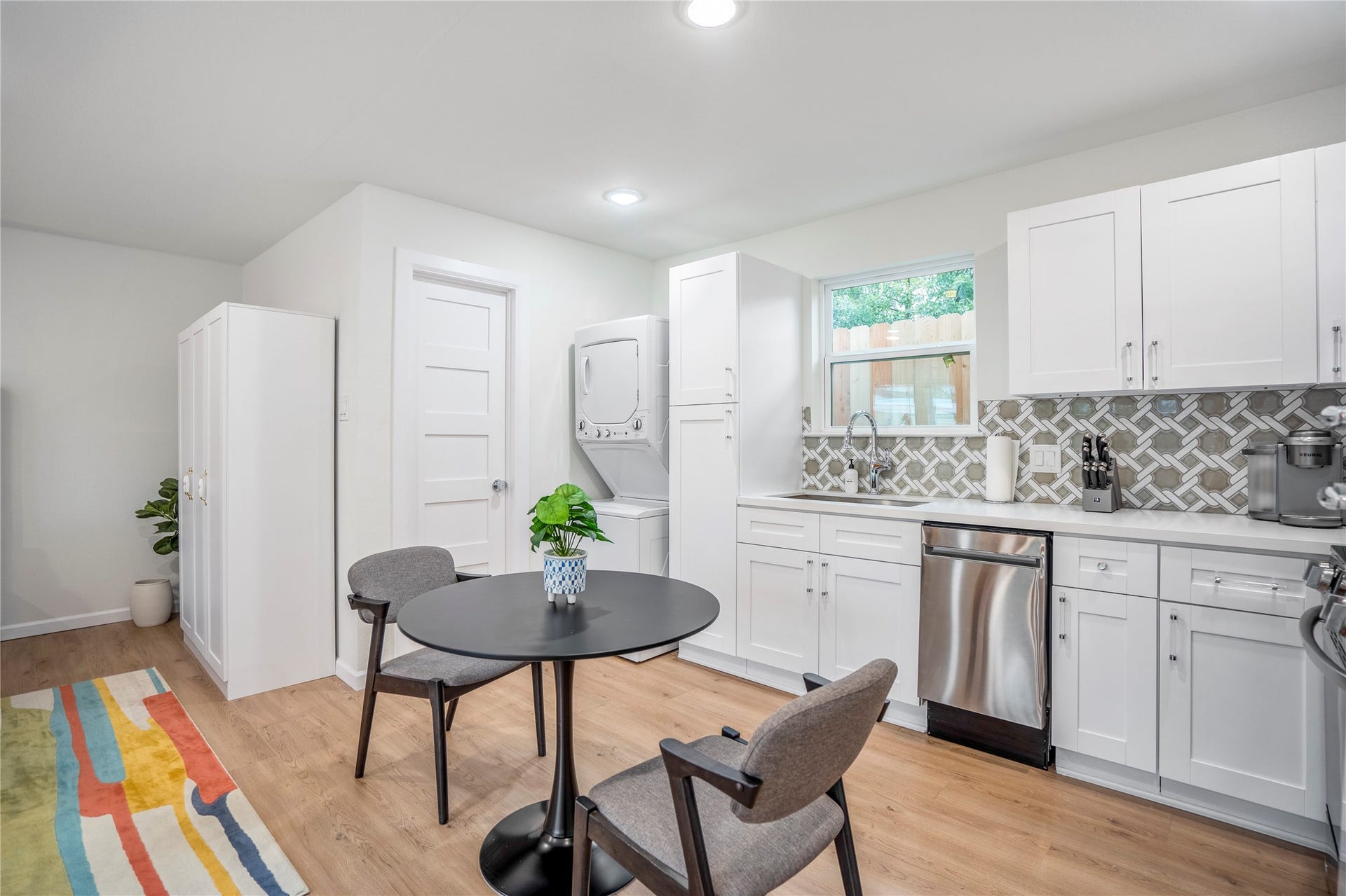 2208 Jean Street, Houston, TX 77023 2208 Jean Street, Houston, TX 77023